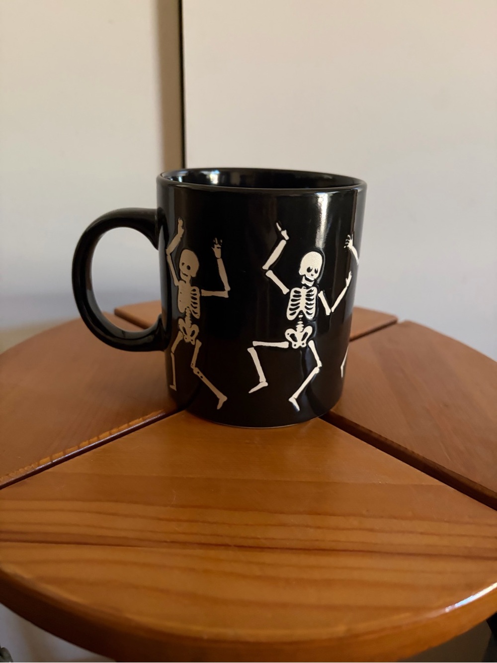 Black Goth Skeleton Design Ceramic Mug - Fun Halloween Coffee Cup